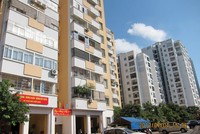 Dịch vụ bình dân, phí... cao cấp